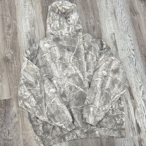 Abercrombie & Fitch Gray Camouflage Sweatshirt